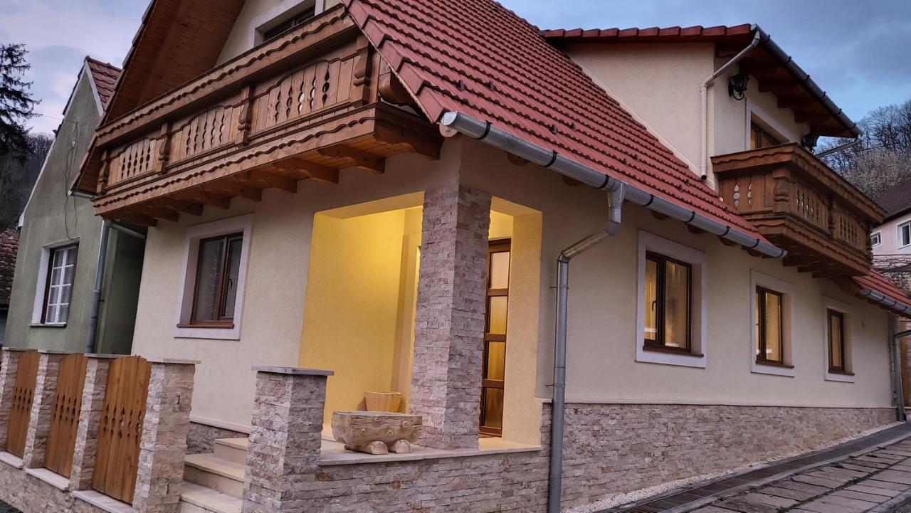 Casa Hetrea Villa Sighisoara Exterior photo